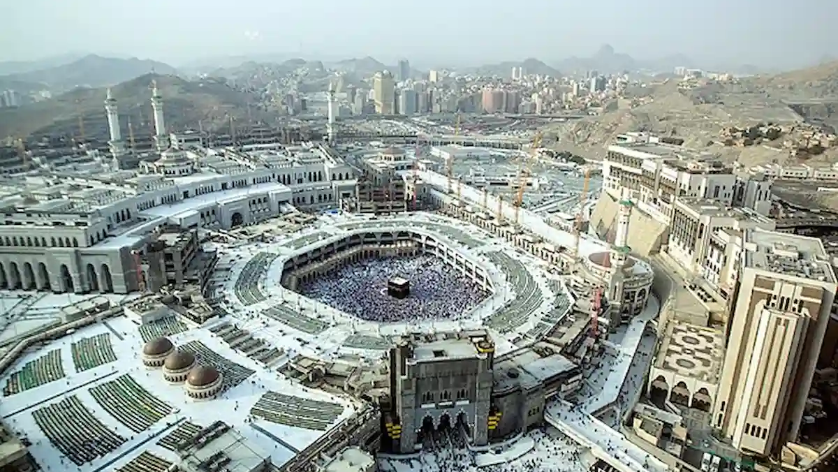 Tempat-Tempat Bersejarah di Mekkah yang Wajib Dikunjungi